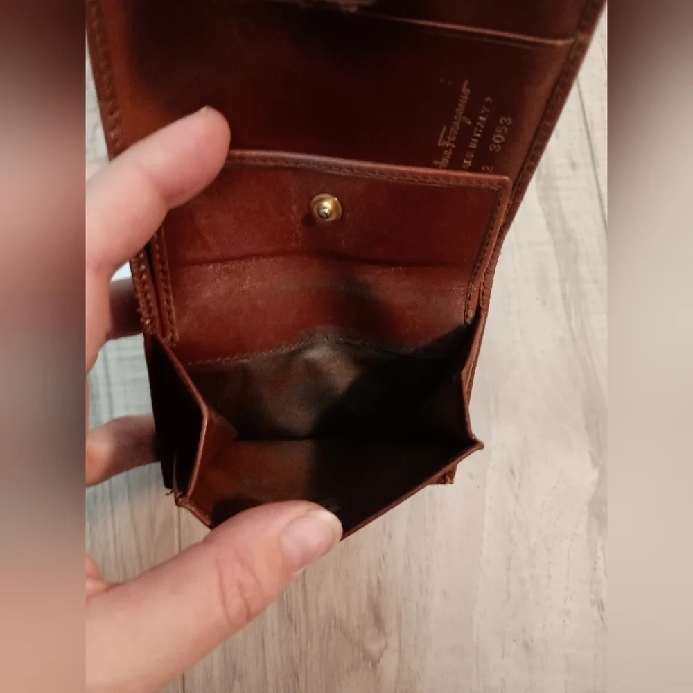 Salvatore Ferragamo Vintage Vara Bi-fold wallet Embossed leather Brown